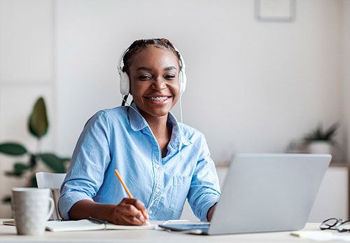 Inscreva-se no vestibular on-line da UNIP e faça seu vestibular sem sair de casa.